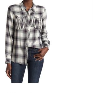 Como Vintage Plaid Print Long Flannel. Light material. Never worn. Size XL.